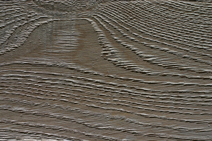 Bois sablé aérogommage ile de france paris CPR 94 fontenay-sous-bois LEGRAND SGM sablage grenaillage microbillage traitement de surface par impacts MDF MEDIUM CHENE PIN RESINEUX DOSSE SAPIN OSB PIN DEROULÉ MOTIF ALEATOIRE RESTAURANT PANNEAU EFFET DAMIER GRAVURE EFFET TEXTILE MYEN FORT LEGER METALLISATION FLOTTÉ TRONC